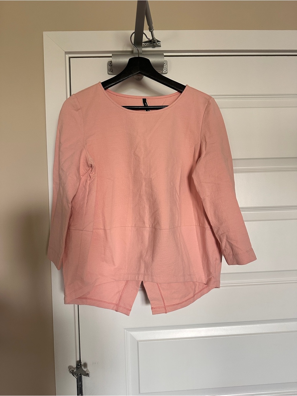 MYSCISSORS Blush Pink Split Back Top Long Sleeve M